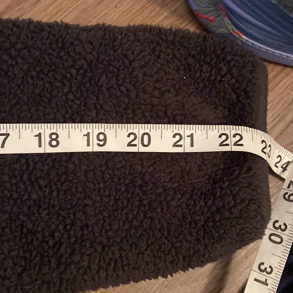 🥭 (4 for $15) CORE Fuzzy pullover quarter zip - Picture 4 of 4